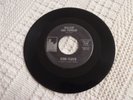 NORTHERN SOUL KING FLOYD  WALKIN AND THINKIN/LOVE MAKES THE WORLD GO  UPTOWN
