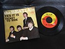 THE BEATLES: Yes It Is / Ticket to Ride CAPITOL 5407 RCA Contract Press 45 w/ PS