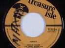 Reggae 45 PHYLLIS DILLON Perfidia TREASURE ISLE uk HEAR