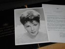 JUDY GARLAND at CARNEGIE HALL 2LP Boxset w/AUTOGRAPED PHOTO and Capitol Letter