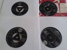 Elvis Presley 40 x 7” vinyl record singles – all eras all listed (2)