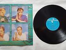 A FLOCK OF SEAGULLS Listen UK LP – autographed on rear of sleeve by Mike Score