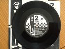 ELVIS COSTELLO I CAN'T STAND UP FOR FALLING DOWN 7