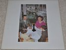 LED ZEPPELIN Presence SCARCER UK 1976 NEAR MINT LP with INNER. PLAYS SUPERBLY.