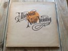 NEIL YOUNG - HARVEST 1971 VINYL LP WITH FOLD OUT LYRIC INSERT & GATEFOLD SLEEVE