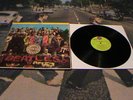 BEATLES S.G.T PEPPER WITH INSERT 1969 CAPITOL GREEN TARGET  PRESSING EXCELLENT