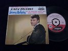 EP JOHNNY HALLYDAY A NEW ORLEANS VOGUE CENTREUR + LANGUETTE