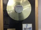 Disque d'or johnny hallyday 