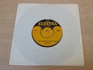 EX-   Phil Ochs/I Ain't Marching Any More/1966 Elektra 7