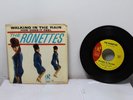 the ronettes walking in the rain how does it feel 7