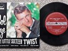 COL JOYE AND THE JOY BOYS - SWEET LITTLE SIXTEEN TWIST - OZ 4 TRACK FESTIVAL EP