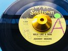 *** JOHNNY MOORE *** WALK LIKE A MAN **VG++ *NORTHERN SOUL CLASSIC