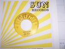 ELVIS PRESLEY SUN RECORD THAT'S ALL RIGHT PUSH MARKS MINT HIS VERY FIRST RECORD