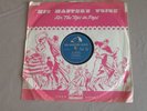 ELVIS PRESLEY - ALL SHOOK UP  78RPM - HMV POP 359 (1957)