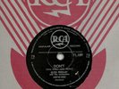 ELVIS PRESLEY     SOUTH  AFRICA    78 RPM    DON'T  /  I BEG OF YOU