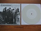 The Specials feat. Amy Winehouse - Your Wondering Now/Ghost Town - col.7'' - NEU