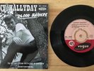 DISQUE 45T EP JOHNNY HALLYDAY VOGUE 7834 24.000 BAISERS NOUVELLE POCHETTE