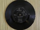 PINK FLOYD - ARNOLD LAYNE b/w Candy and a currant bun.1967 COLUMBIA DB 8156 VG