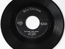 Elvis Presley NO DOG ON LABEL Playing For Keeps / Too Much 47-6800 RARE ORIGINAL