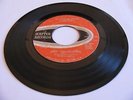 BIG MAYBELLE - YESTERDAY'S KISSES / I DON'T WANT TO CRY - SCEPTER DJ