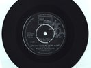 TMG 621 - ONE WAY OUT - Love Bug Leave my Heart Alone, Martha & Vandellas