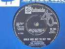The Fascinations - Girls Are Out To Get You 1966 UK 45 STATESIDE EX+