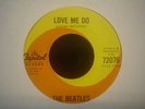 THE BEATLES - Love Me Do - CAPITOL - 7