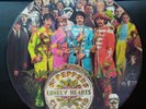 SARGENT PEPPERS LONEY HEART CLUB BAND picture record; + MEET the BEATLES st2047