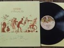 A Trick Of The Tail [SIGNED COVER] (UK 1976 - A1/ B1) : Genesis