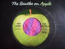 The Beatles Apple 45 record HEY JUDE, first press, no credits, 1968