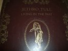 JETHRO TULL    -    LIVING IN THE PAST    CHRYSALIS 6641 145     FOC     DOLP
