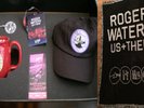 Roger Waters   Us and Them   Executive V.I.P Tour Gift Pack    Limited Edition