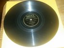 78: LOUIS ARMSTRONG-La Vie En Rose/C’est Si Bon on DECCA 27113-E- spindle damage