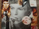 David bowie vinyl changes 2lp Australian  with 3 extra tracks EMC794 180