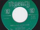 Garage Surf Hot Rod 45 - CRESTONES - She's A Bad Motorcycle / Grasshopper Dance