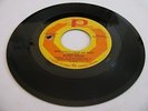 BUNNY SIGLER - GIRL DON'T MAKE ME WAIT / ALWAYS IN THE WRONG PLACE - PARKWAY