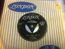 CHUCK BERRY - SWEET LITTLE SIXTEEN - TRI LONDON 45