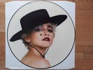 Madonna - La Isla Bonita 12