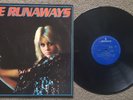 THE RUNAWAYS - SELF TITLED - OZ MERCURY HARD ROCK LP 1976 - LITA FORD JOAN JETT