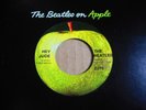 The Beatles Apple 45 record HEY JUDE first press, no credits, nice sleeve