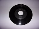 Janie Grant: Triangle / She's Going Steady With You / 45 Rpm / 1961 / Oldies VG+