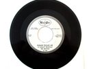 THE BEATTLES PLEASE ME 1963 RARE MISSPELLED ERROR 45 WLP PROMO VJ 498 Beatles