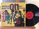MILES DAVIS ON THE CORNER COLUMBIA C31906 USA 1972 NM/NM