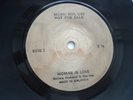 BARBRA STREISAND / BEE GEES -Woman in Love- Rare MALAYSIA MUSIC BOX USE 45 RPM