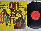 MILES DAVIS ON THE CORNER CBS/SONY 20AP 1408 Japan VINYL LP