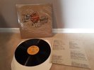 Neil Young Harvest Lp Uk First Editio With Lyric Sheet K54005