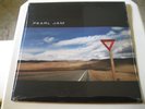 PEARL JAM Yield Vinyl LP 1998 Original SEALED w/ die cut FREE SHIPPING