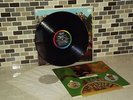 The Beatles SGT. Pepper's Lonely Hearts Club Vinyl LP Turntable Record MAS-2653