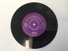 Elvis Presley 45rpm ( I Don’t Care If The Sun / Blue Moon ) HMV GOLD POP 272.
