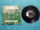 THE RAMONES - BONZO GOES TO BITBURG -7